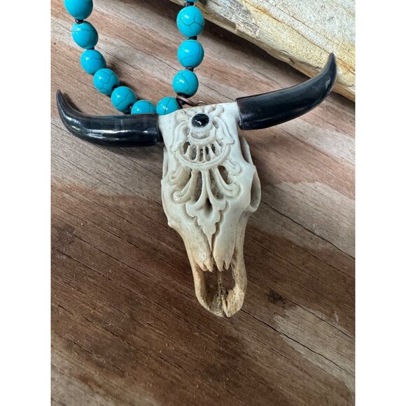 Turquoise Bead Necklace With Carved Bone Bull Skull Pendant & Brown Leather Cord - Picture 7 of 7